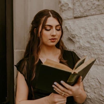 Learning From Rejection: A Success Story with Agent-Author Pair Jessie Latimer and Kristen Terrette